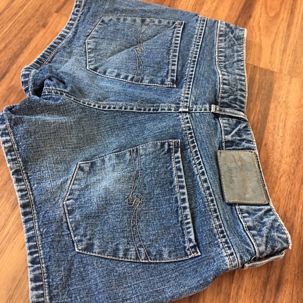 Silver shorts 29